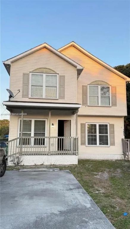 1604 SW 44th Ave, Fort Lauderdale, FL 33317