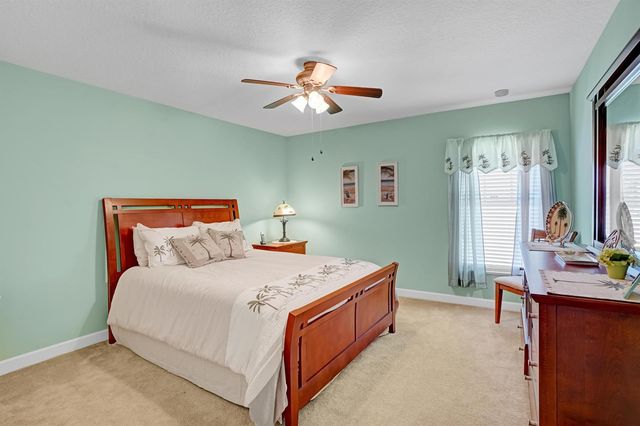 10484 SW Westlawn Boulevard, Port St. Lucie, FL 34987