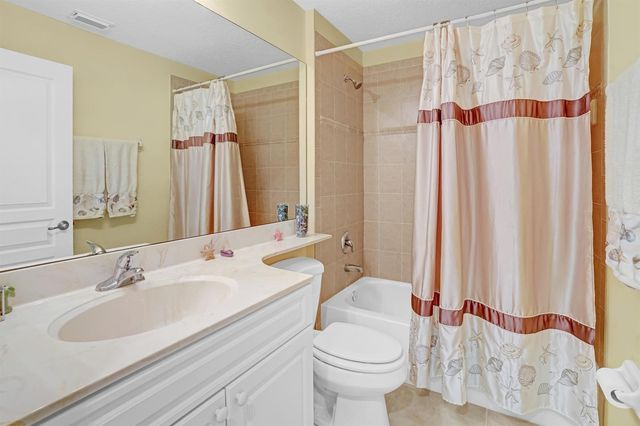 10484 SW Westlawn Boulevard, Port St. Lucie, FL 34987