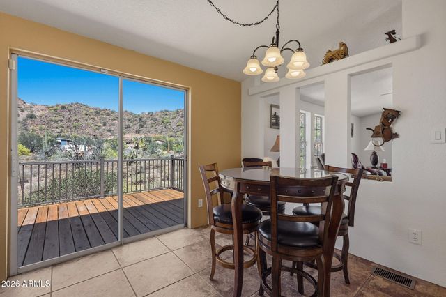 636 W SADDLE BUTTE Street, Apache Junction, AZ 85120