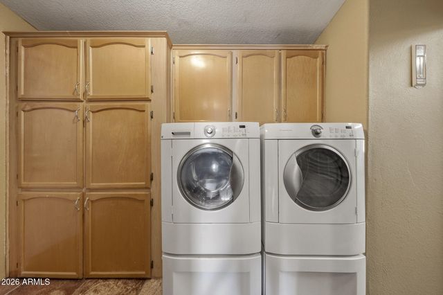 636 W SADDLE BUTTE Street, Apache Junction, AZ 85120