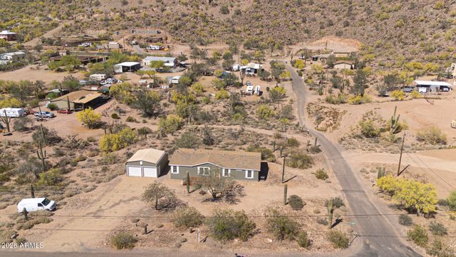 636 W SADDLE BUTTE Street, Apache Junction, AZ 85120