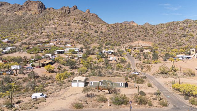 636 W SADDLE BUTTE Street, Apache Junction, AZ 85120