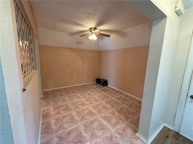 6702 Wood Duck Dr, Corpus Christi, TX 78413