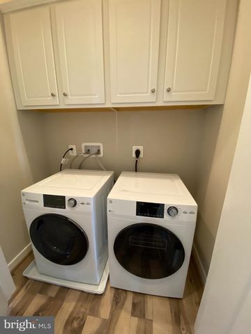 14261 TRAVILAH RD., Rockville, MD 20850