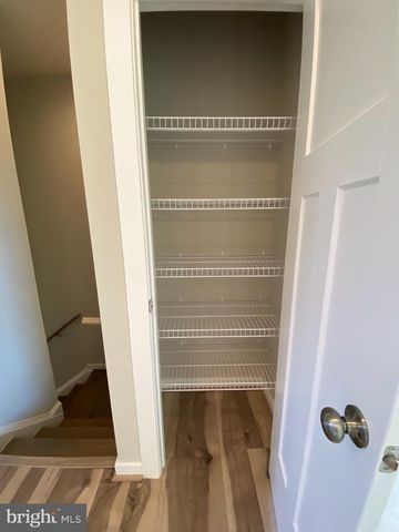 14261 TRAVILAH RD., Rockville, MD 20850