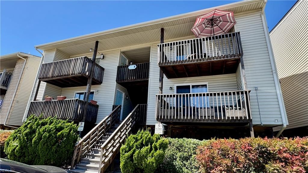 914 W Ocean View Ave Apt 202, Norfolk, VA 23503