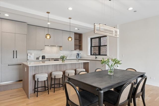 4537 N Clark Street 3C, Chicago, IL 60640