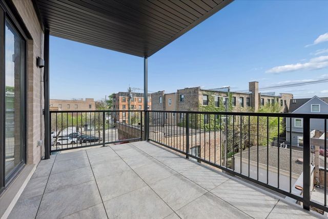 4537 N Clark Street 3C, Chicago, IL 60640