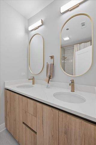 4537 N Clark Street 3C, Chicago, IL 60640