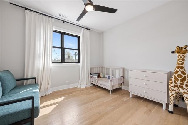 4537 N Clark Street 3C, Chicago, IL 60640