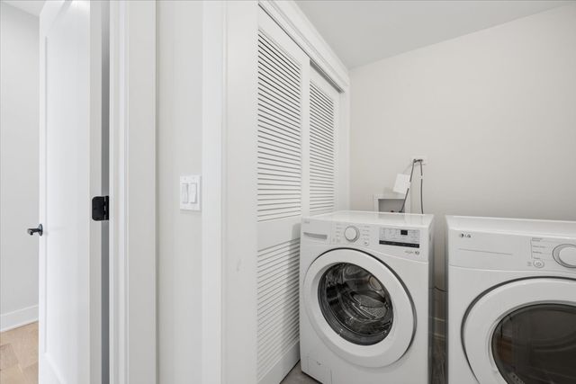 4537 N Clark Street 3C, Chicago, IL 60640