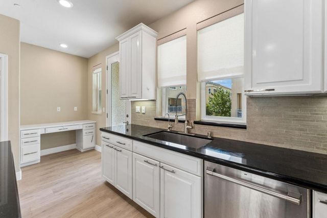 5978 Larkstone Loop, San Jose, CA 95123