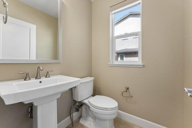 5978 Larkstone Loop, San Jose, CA 95123
