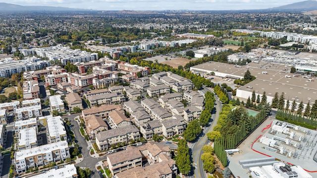 5978 Larkstone Loop, San Jose, CA 95123