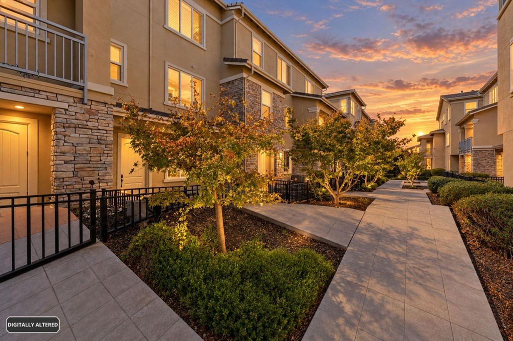 5978 Larkstone Loop, San Jose, CA 95123