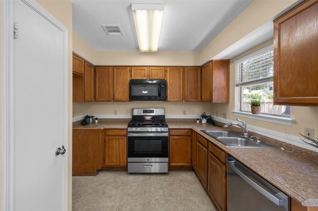 3200 Blazing Star TRL, Cedar Park, TX 78613