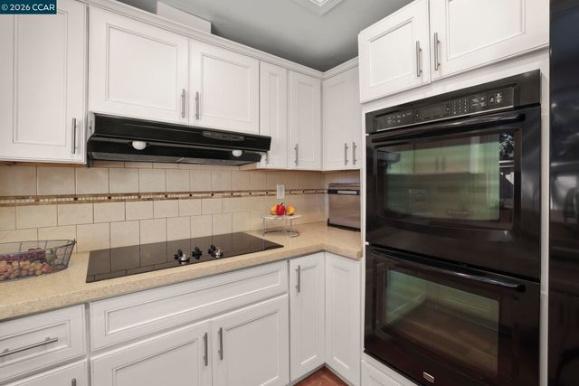 100 Candelero Pl, Walnut Creek, CA 94598