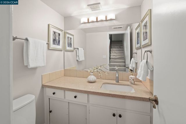 100 Candelero Pl, Walnut Creek, CA 94598