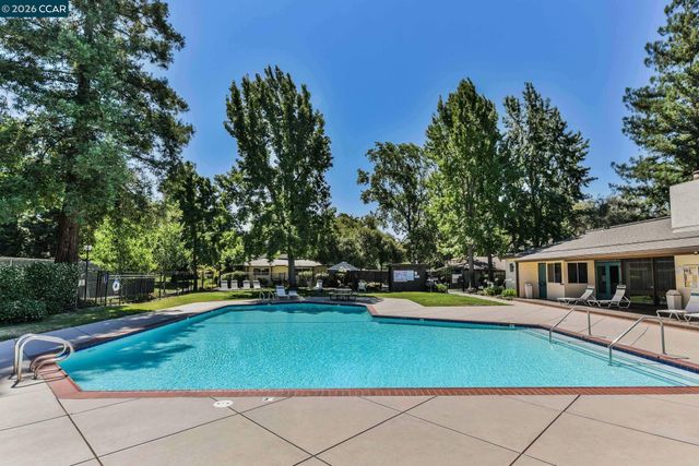 100 Candelero Pl, Walnut Creek, CA 94598