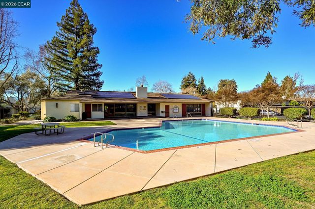 100 Candelero Pl, Walnut Creek, CA 94598