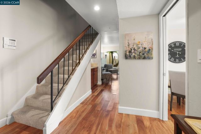 100 Candelero Pl, Walnut Creek, CA 94598