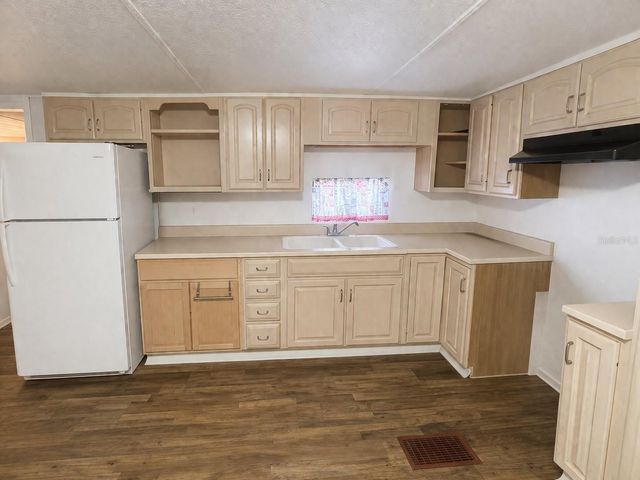 5619 SUNSHINE PARK DRIVE, New Port Richey, FL 34652