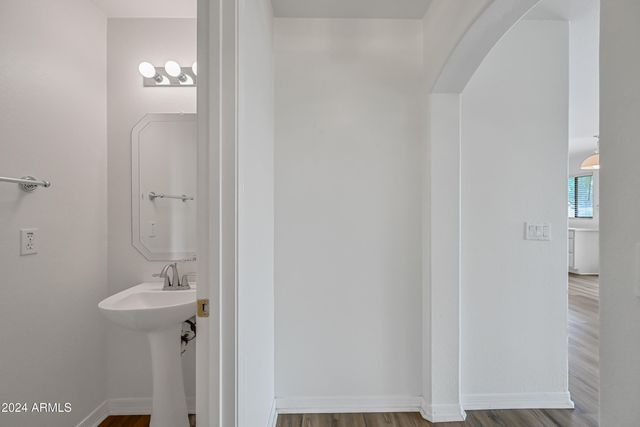 2031 W TRACY Lane, Phoenix, AZ 85023