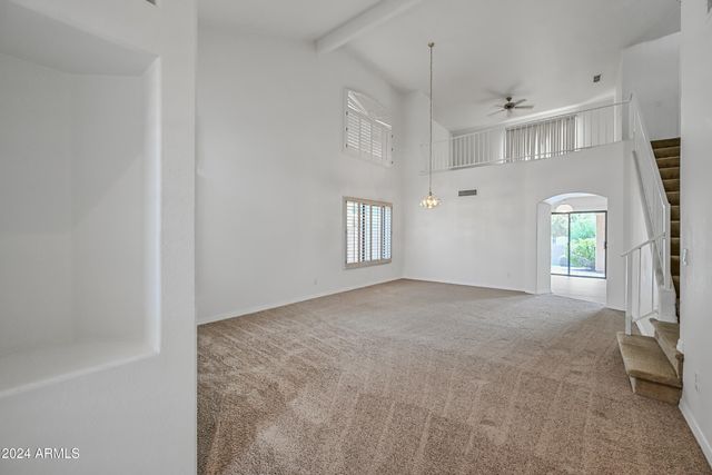 2031 W TRACY Lane, Phoenix, AZ 85023