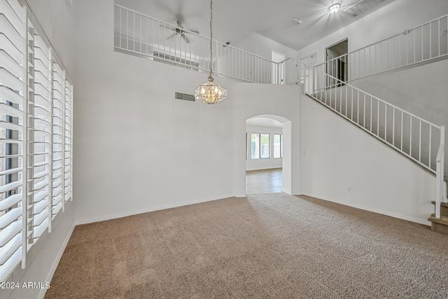 2031 W TRACY Lane, Phoenix, AZ 85023