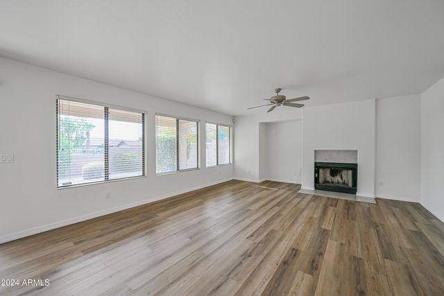 2031 W TRACY Lane, Phoenix, AZ 85023