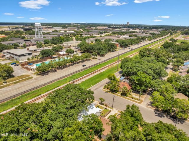 193 Saint George Avenue, Biloxi, MS 39530