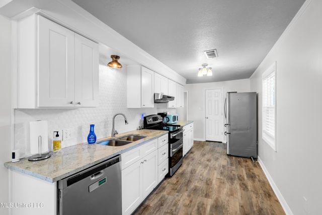 193 Saint George Avenue, Biloxi, MS 39530