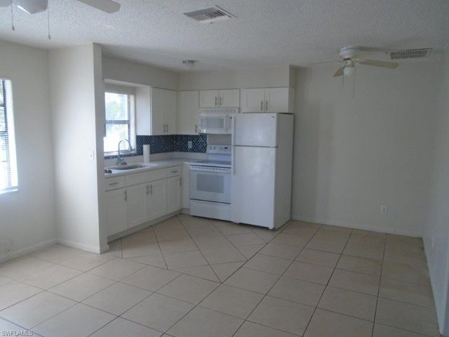 306 Hubbard AVE, North Fort Myers, FL 33917