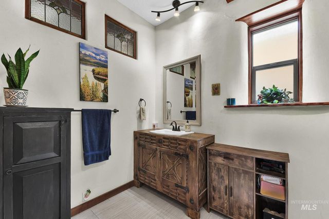 1312 E Franklin St, Boise, ID 83712