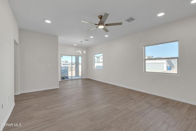 12341 Jack Vowell Way, El Paso, TX 79934