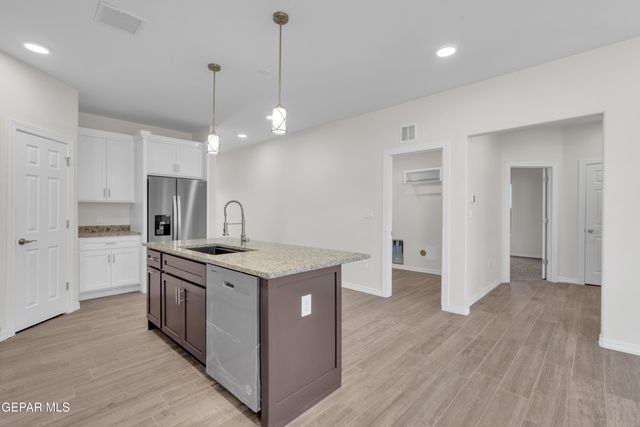 12341 Jack Vowell Way, El Paso, TX 79934