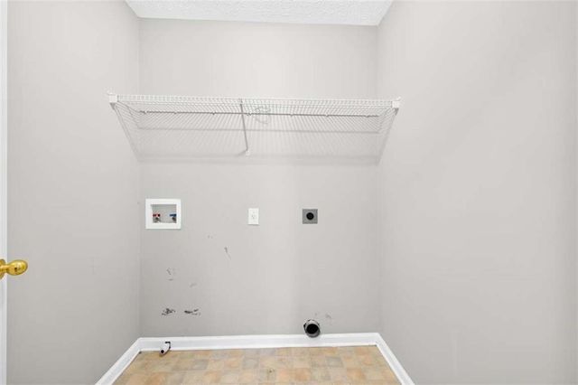 65 Hillock Court, Covington, GA 30016