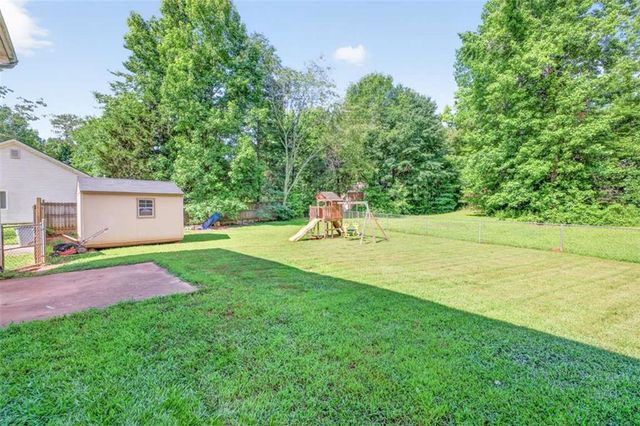 65 Hillock Court, Covington, GA 30016