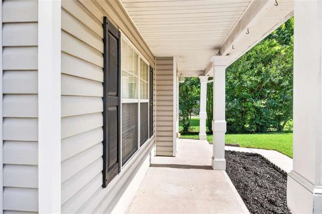 65 Hillock Court, Covington, GA 30016