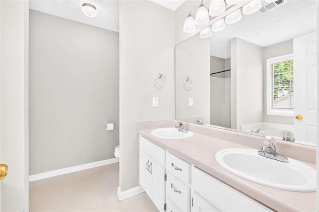65 Hillock Court, Covington, GA 30016
