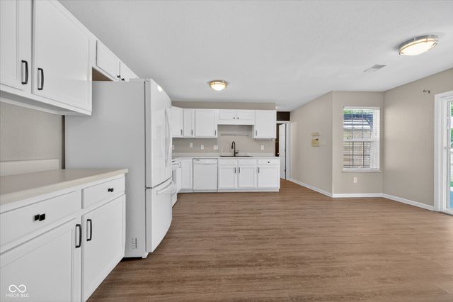 1 Somerset Circle, Brownsburg, IN 46112