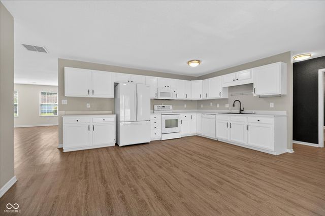 1 Somerset Circle, Brownsburg, IN 46112