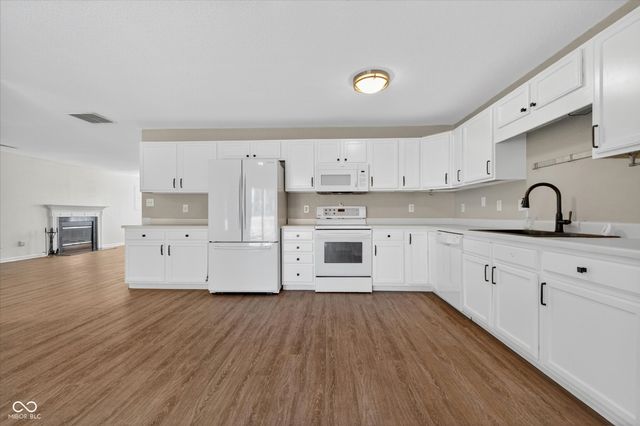 1 Somerset Circle, Brownsburg, IN 46112