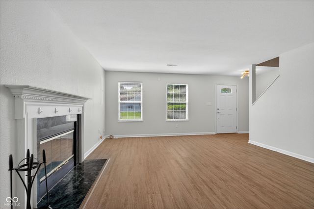 1 Somerset Circle, Brownsburg, IN 46112