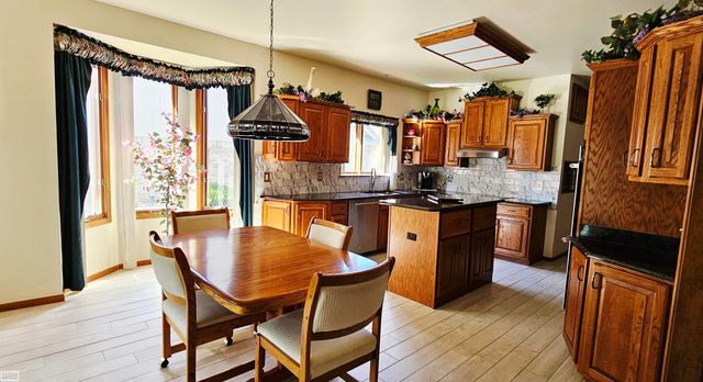 20394 Country Side Drive, Macomb Twp, MI 48044