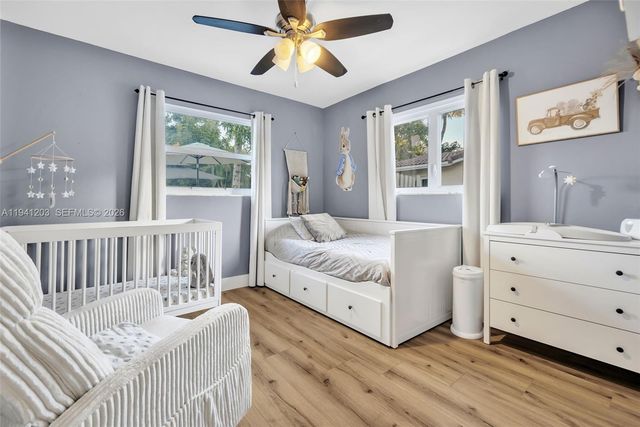 8016 NW 43rd St, Coral Springs, FL 33065