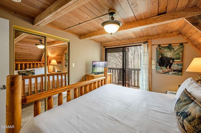 1125 Lower Alpine Way, Gatlinburg, TN 37738