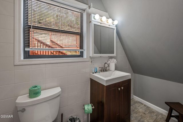 1125 Lower Alpine Way, Gatlinburg, TN 37738