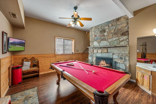 1125 Lower Alpine Way, Gatlinburg, TN 37738